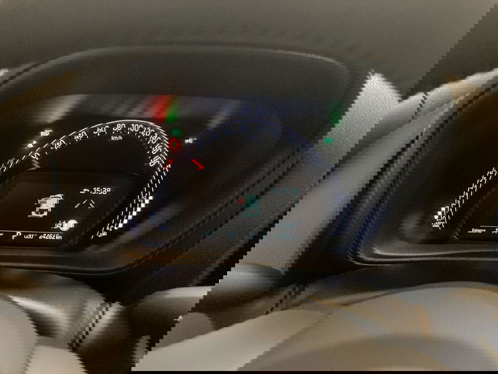 Toyota Aygo X usata a Barletta-Andria-Trani (11)