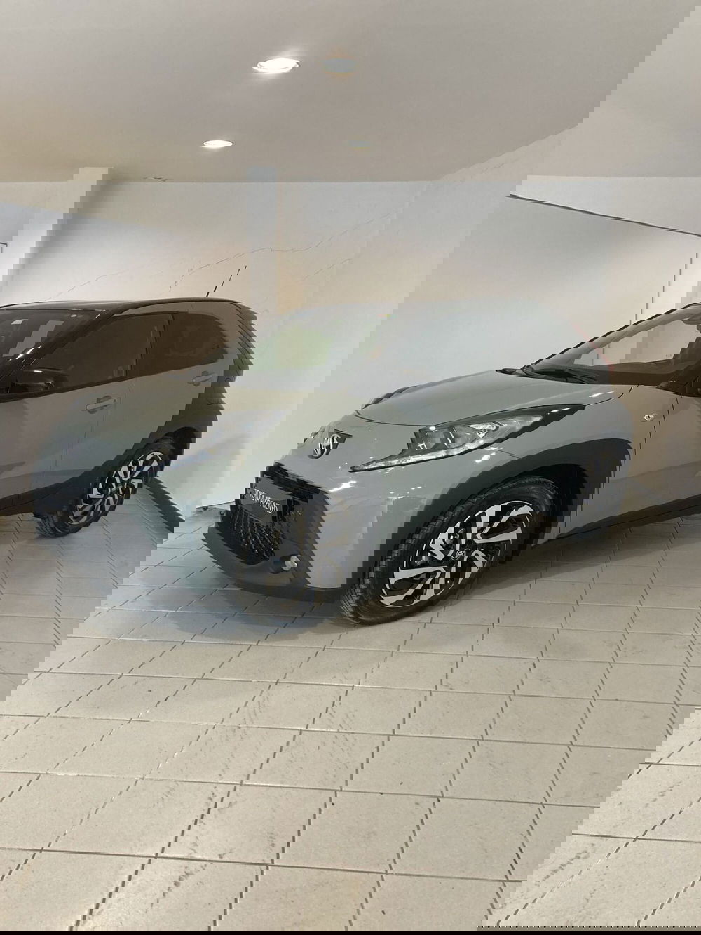 Toyota Aygo X usata a Barletta-Andria-Trani (3)