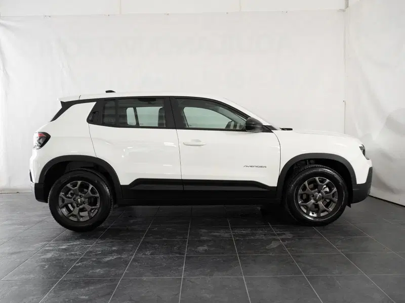 Jeep Avenger usata a Foggia (13)