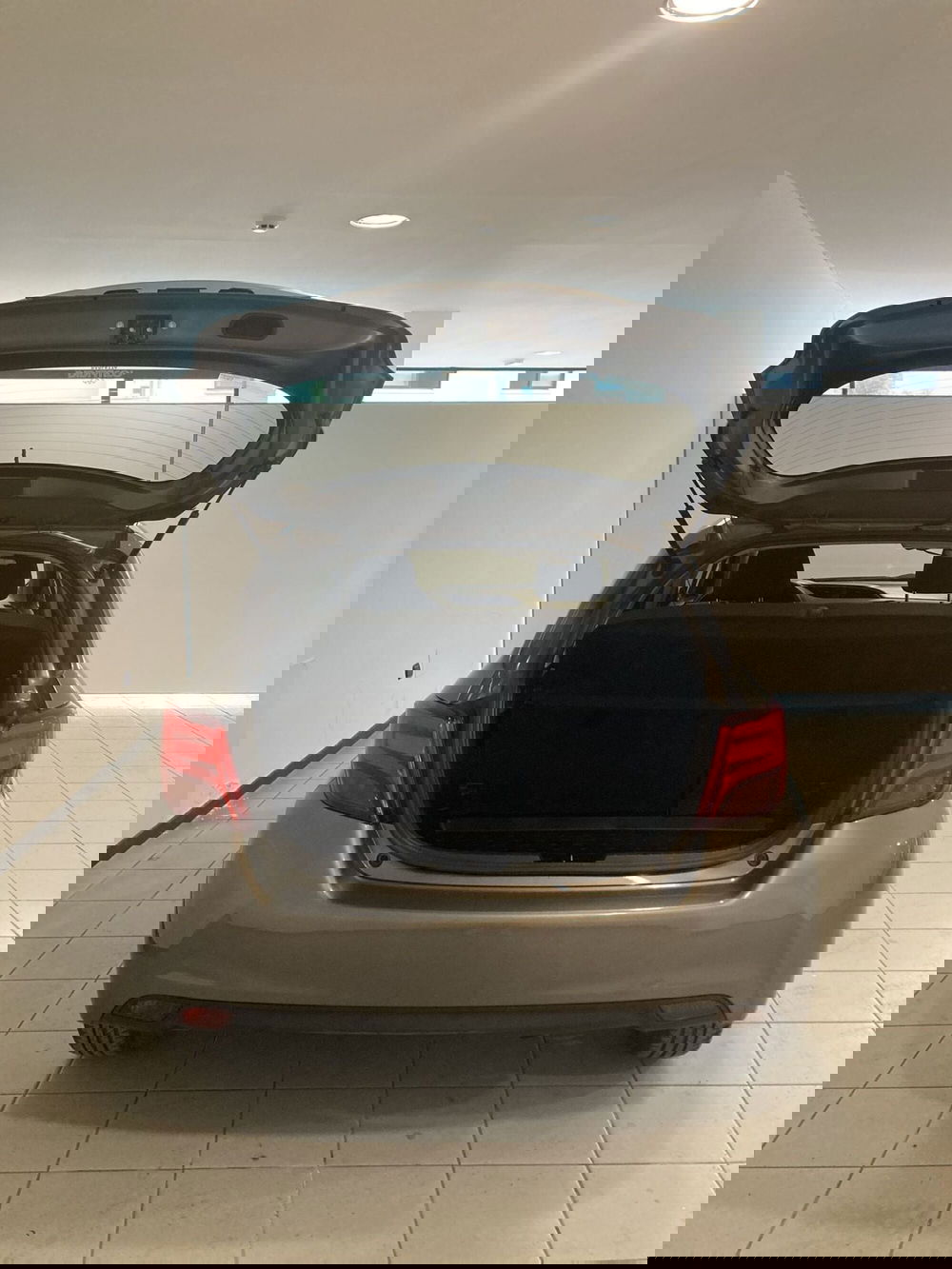 Toyota Yaris usata a Barletta-Andria-Trani (6)