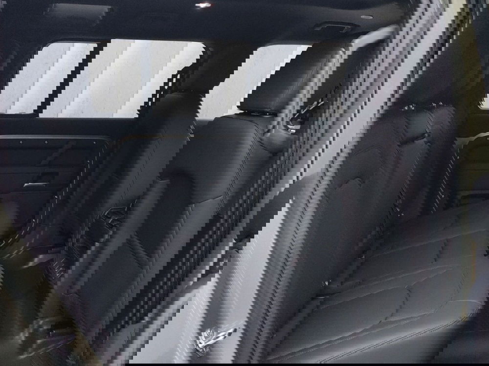 Land Rover Defender usata a Lecco (5)