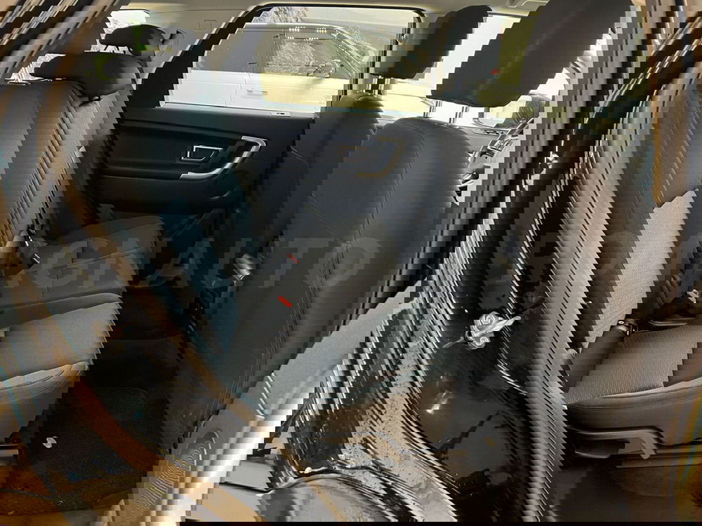 Land Rover Discovery Sport usata a Forlì-Cesena (11)