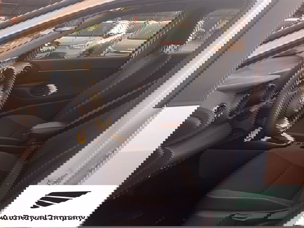 Toyota Yaris Cross usata a Roma (10)