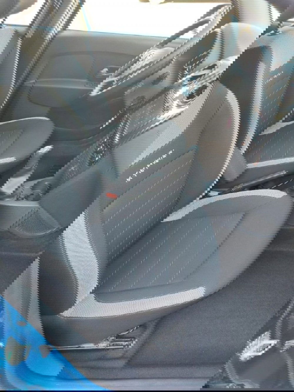 Dacia Sandero usata a Modena (8)