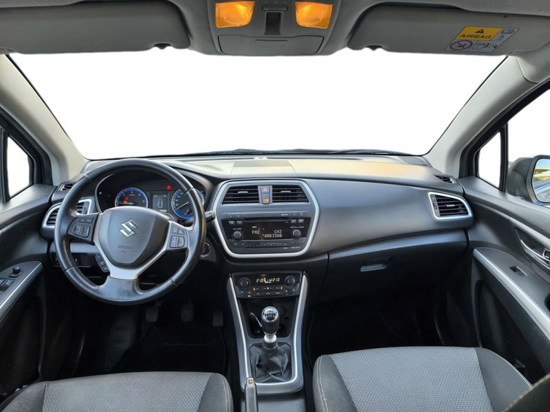 Suzuki S-Cross usata a Udine (11)