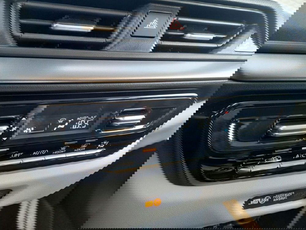 Suzuki Swift nuova a L'Aquila (16)