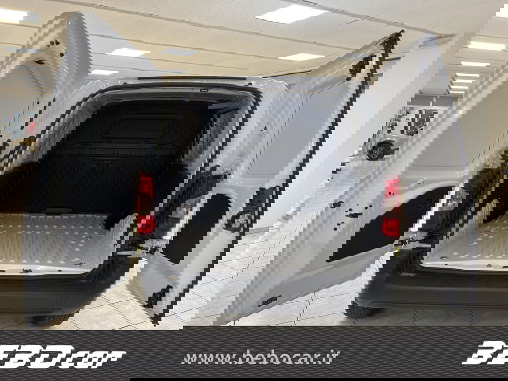 Fiat Doblò Furgone nuova a Torino (10)