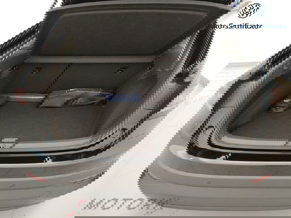 Volkswagen Taigo nuova a Varese (10)