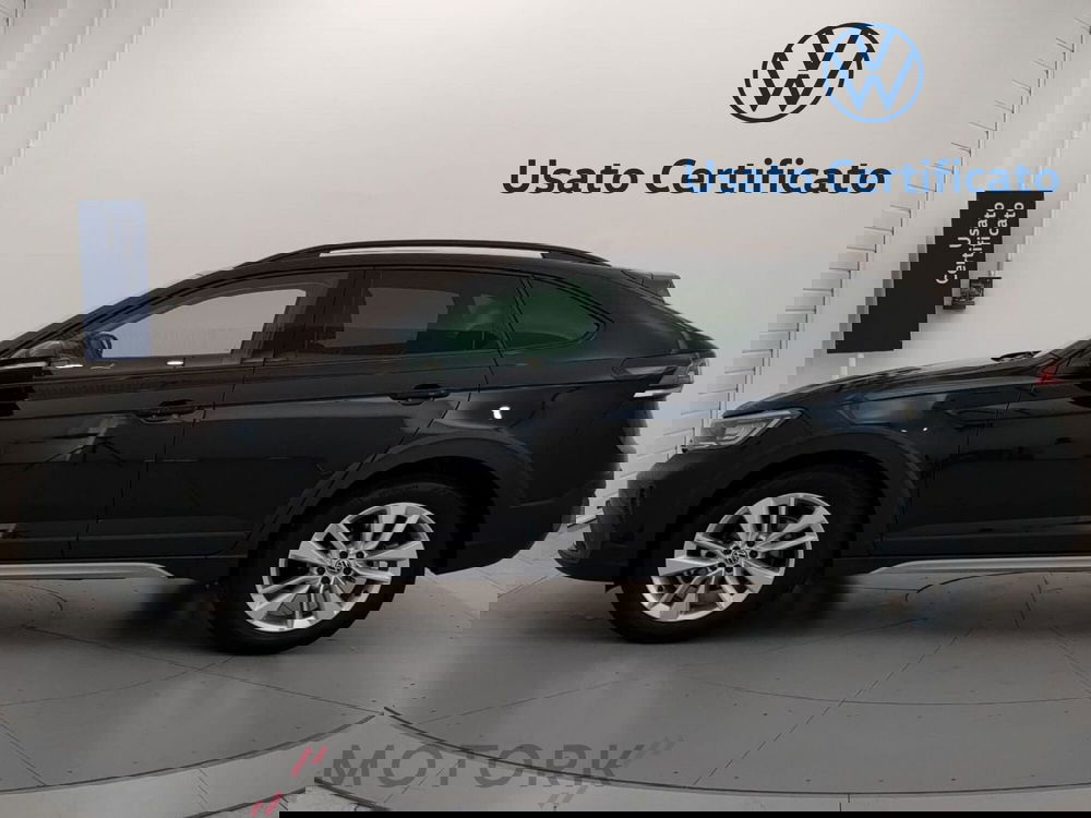 Volkswagen Taigo nuova a Varese (4)