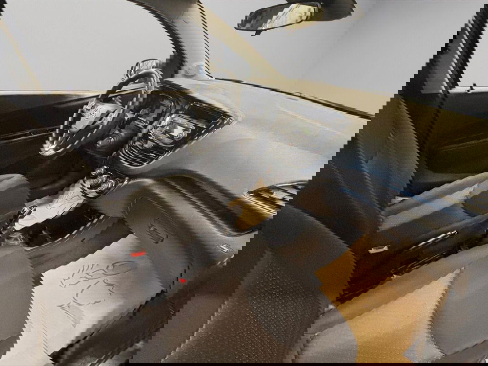 Opel Karl usata a Macerata (11)