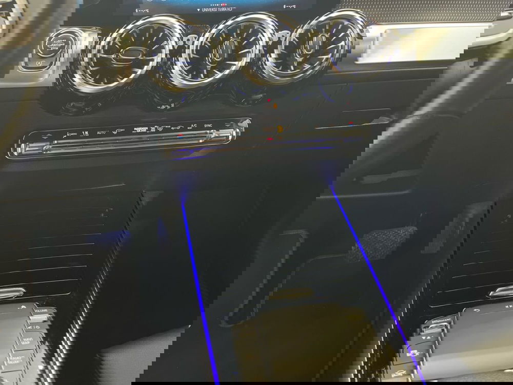 Mercedes-Benz GLB usata a Napoli (14)