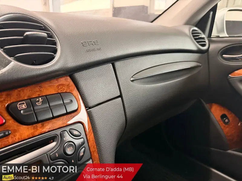 Mercedes-Benz CLK usata a Lecco (15)