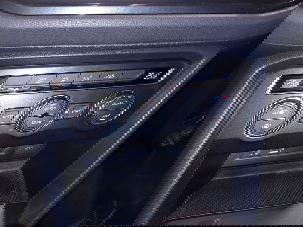Volkswagen Tiguan nuova a Vicenza (19)