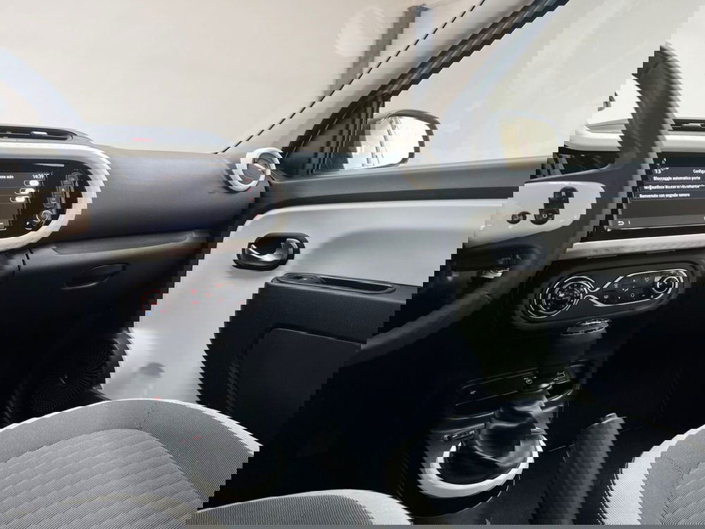 Renault Twingo usata a Roma (13)