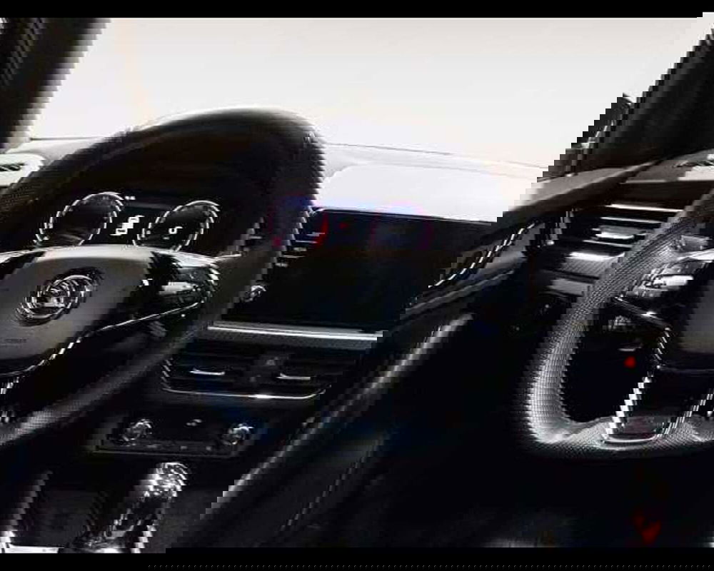 Skoda Kamiq usata a Ravenna (12)