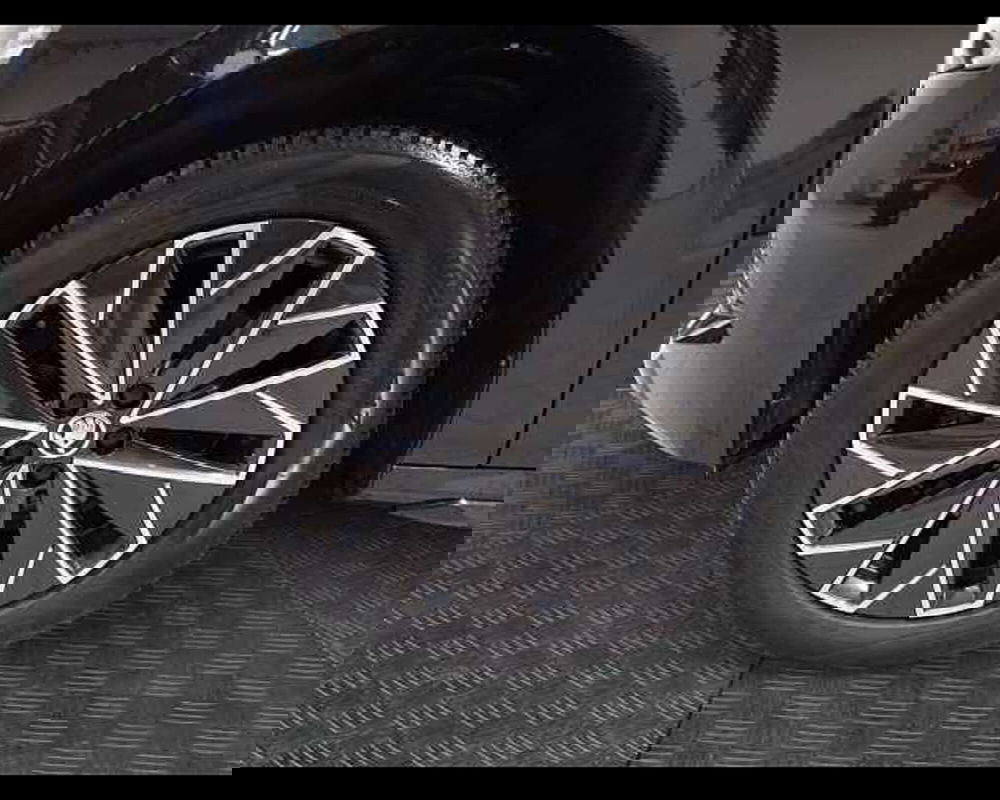 Skoda Kamiq usata a Ravenna (14)