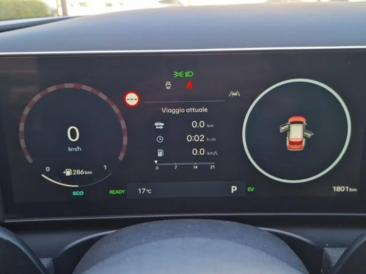 Hyundai Tucson nuova a Salerno (11)