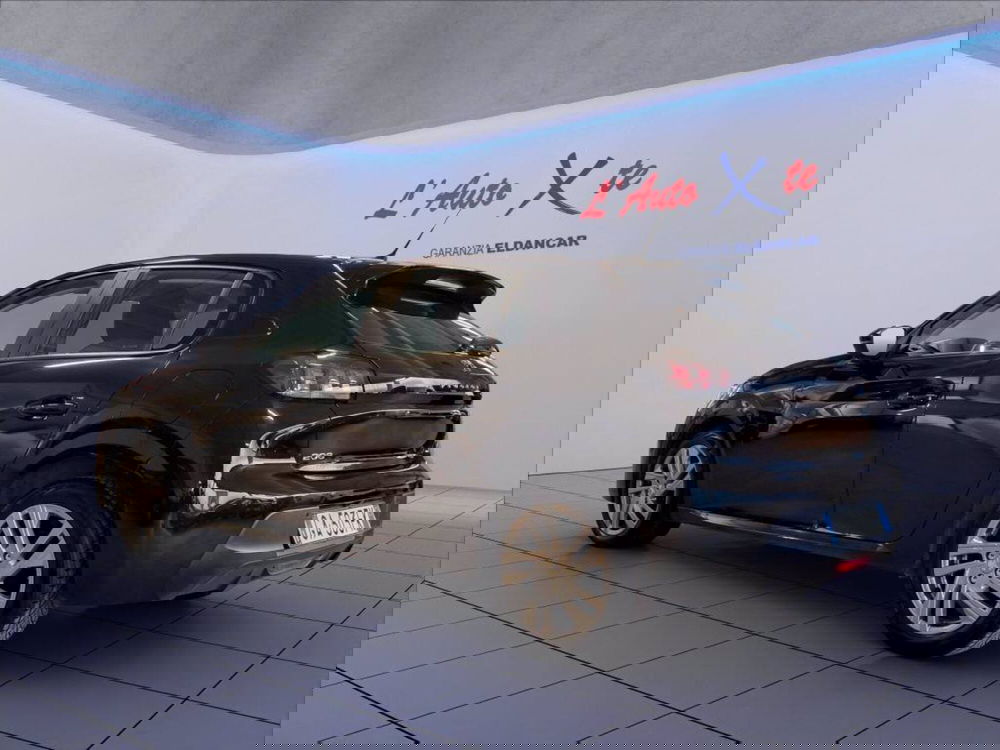 Peugeot 208 usata a Milano (4)