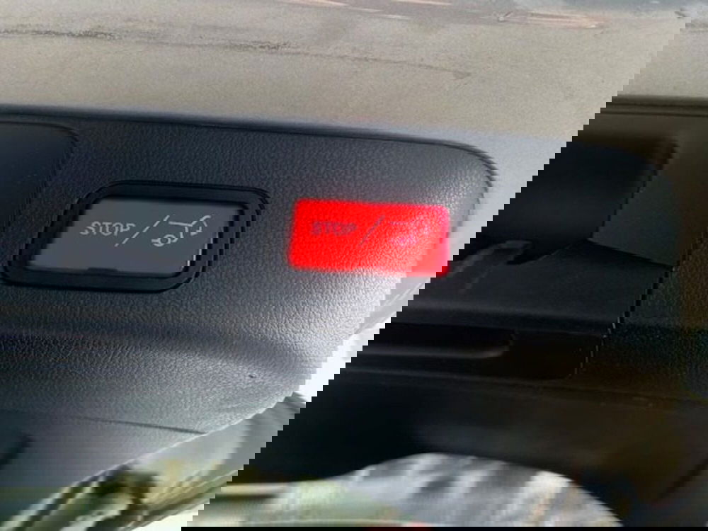 Mercedes-Benz GLB usata a Potenza (18)