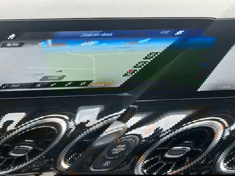 Mercedes-Benz GLA SUV usata a Potenza (16)