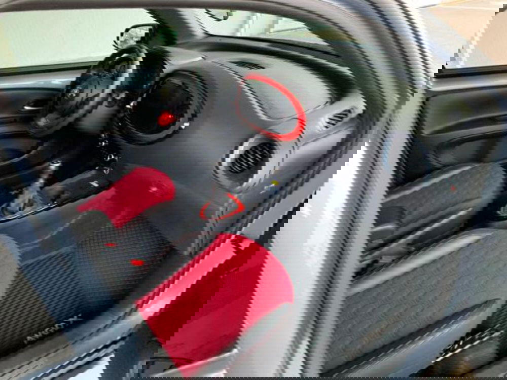 Toyota Aygo X usata a Trieste (14)