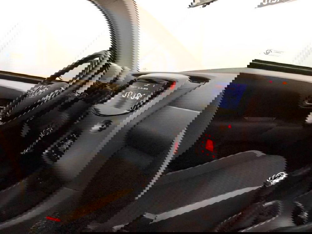 Toyota Aygo usata a Torino (11)