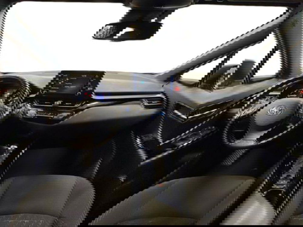 Toyota Toyota C-HR usata a Vercelli (9)