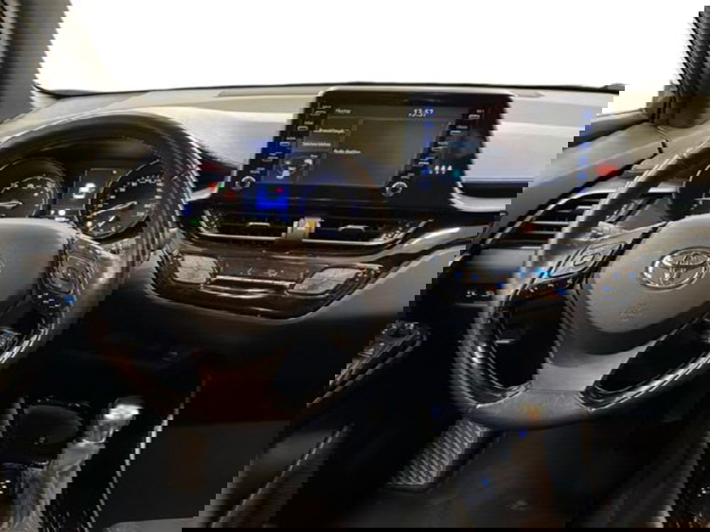 Toyota Toyota C-HR usata a Vercelli (10)