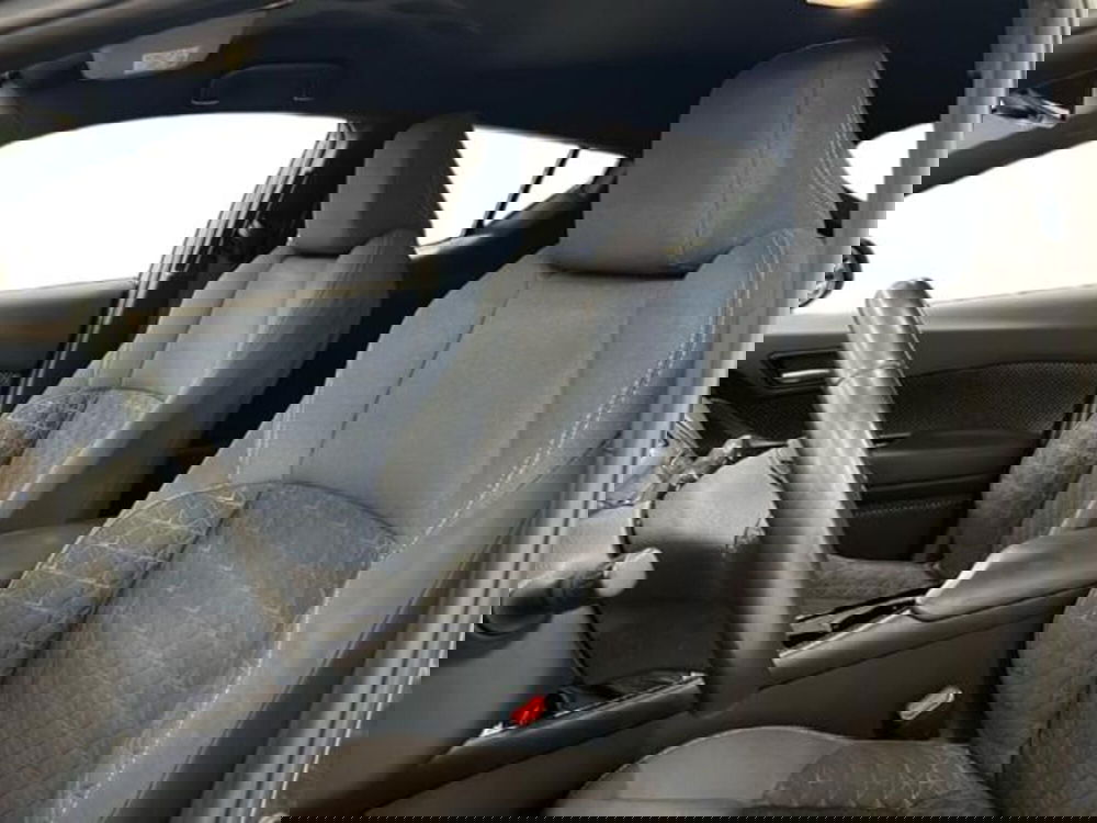 Toyota Toyota C-HR usata a Vercelli (12)