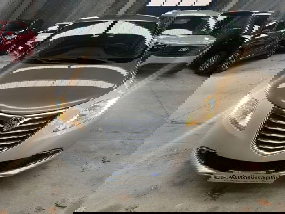 Lancia Ypsilon usata a Lodi (2)