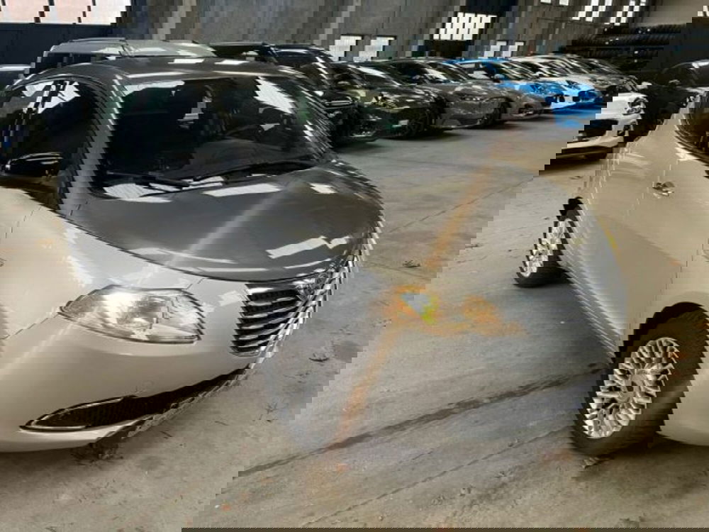 Lancia Ypsilon usata a Lodi (3)