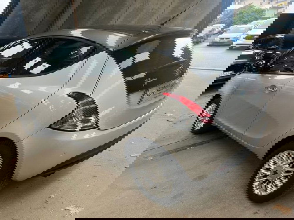 Lancia Ypsilon usata a Lodi (5)
