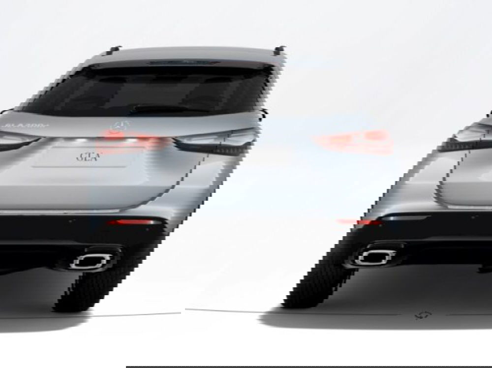 Mercedes-Benz GLA SUV nuova a Verona (4)