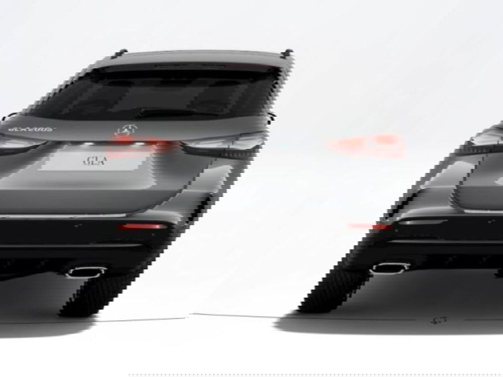 Mercedes-Benz GLA SUV nuova a Verona (4)