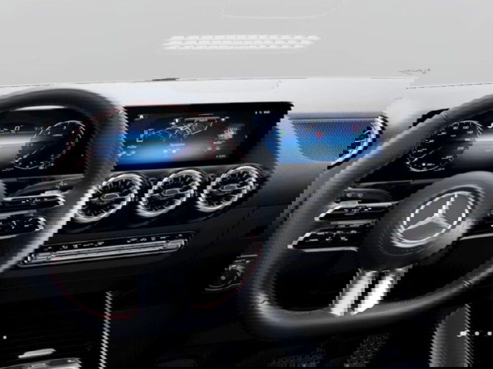 Mercedes-Benz GLA SUV nuova a Verona (8)