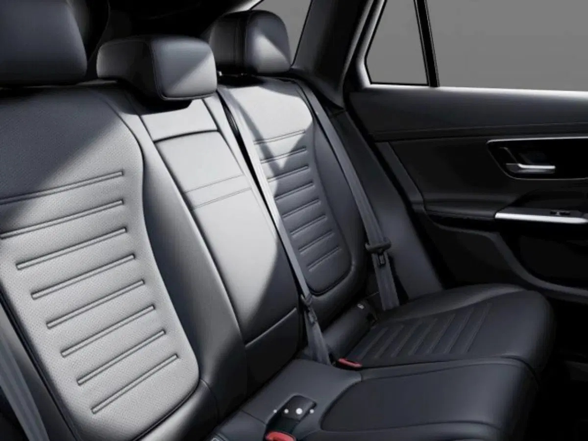 Mercedes-Benz GLC nuova a Verona (7)