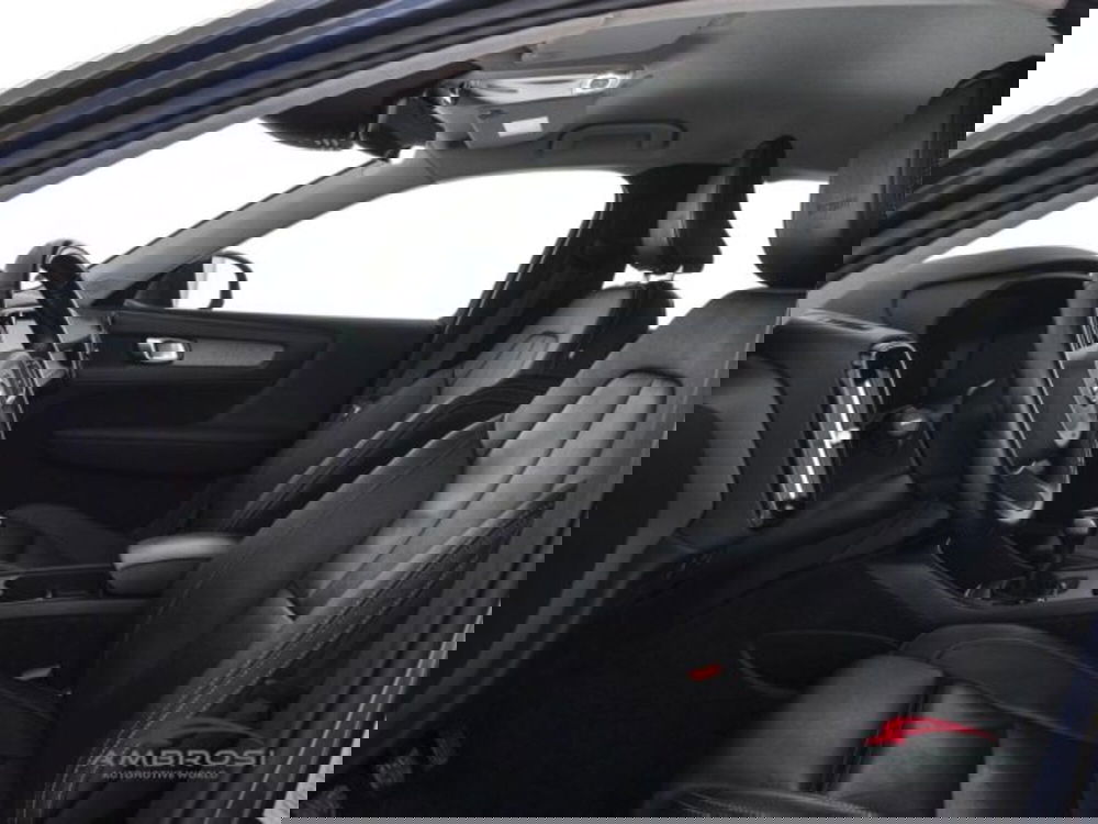 Volvo XC40 usata a Perugia (9)