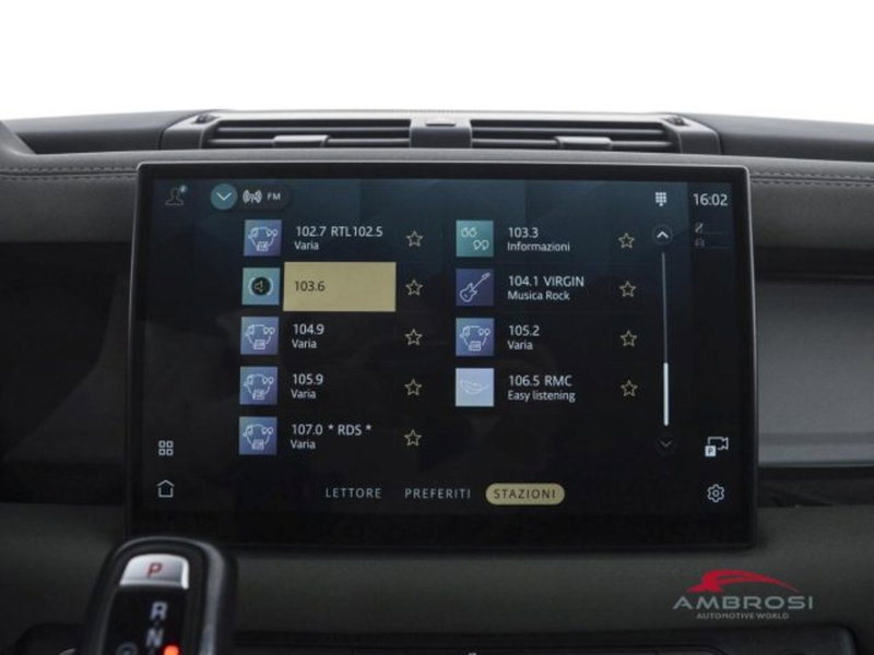 Land Rover Defender usata a Perugia (14)