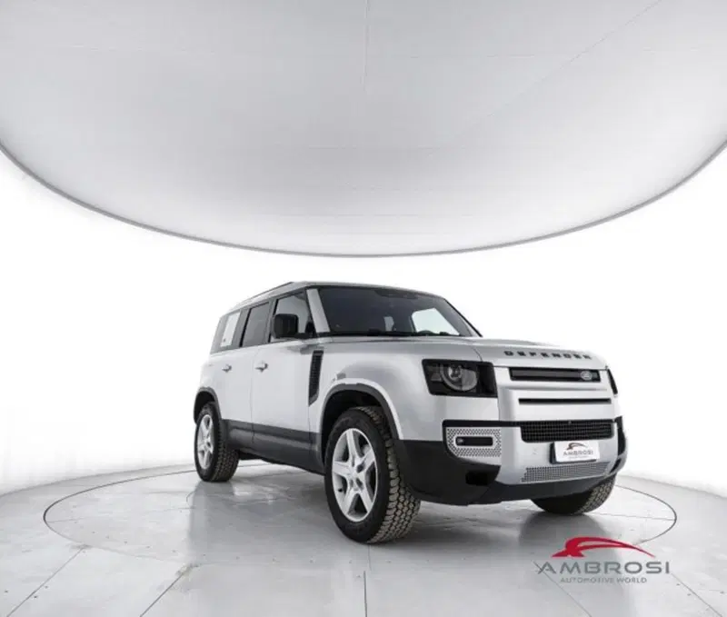 Land Rover Defender usata a Perugia (2)