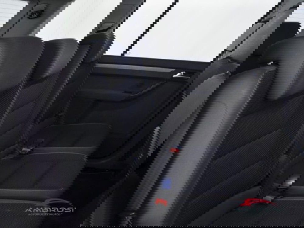 Volkswagen Touran usata a Perugia (13)