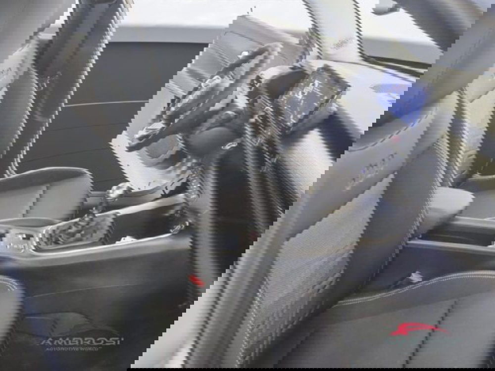 Jeep Avenger nuova a Perugia (12)