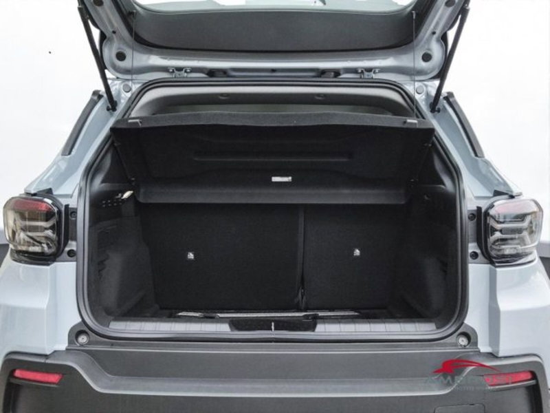 Jeep Avenger nuova a Perugia (9)