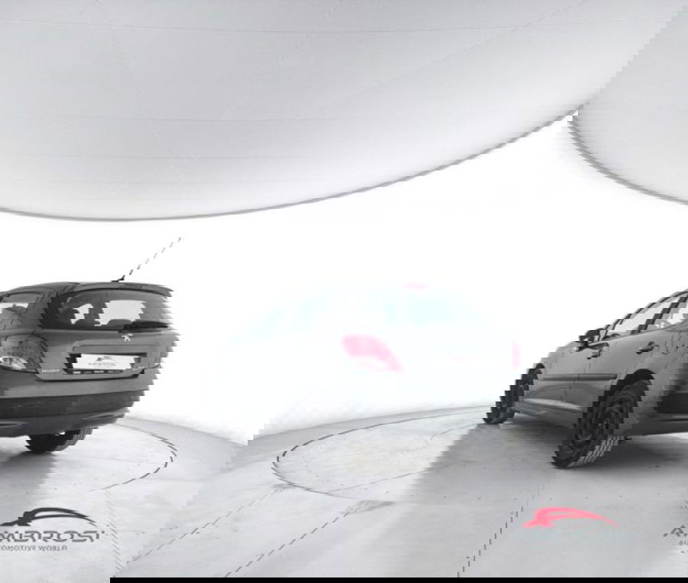 Peugeot 207 usata a Perugia (4)