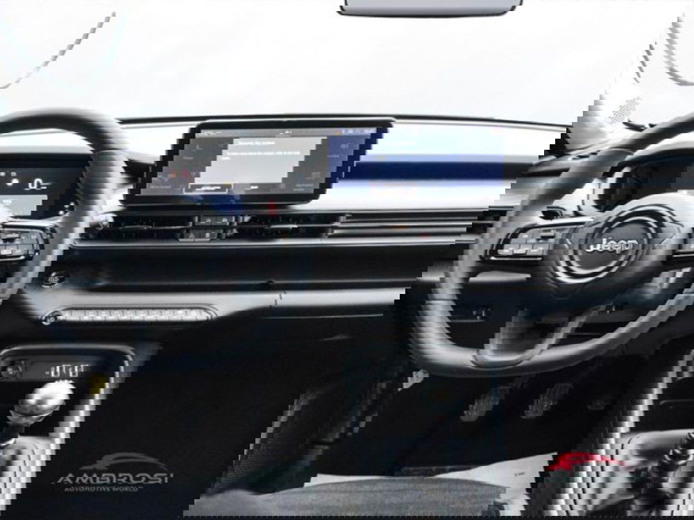 Jeep Avenger nuova a Perugia (15)