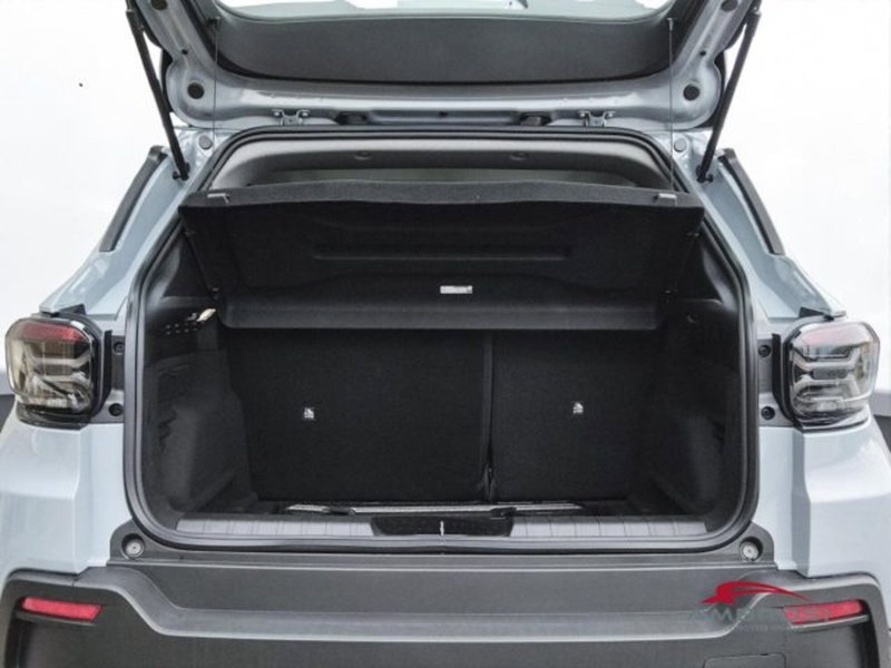 Jeep Avenger nuova a Perugia (9)