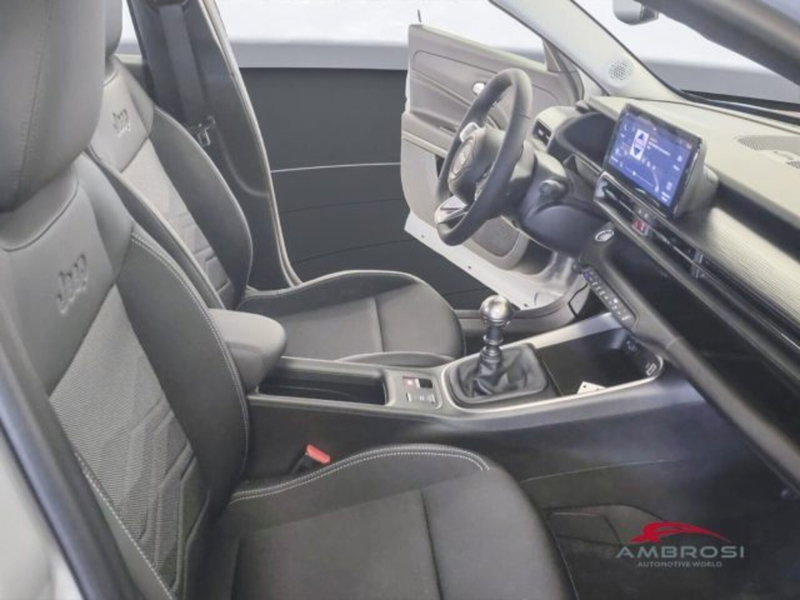 Jeep Avenger nuova a Perugia (12)