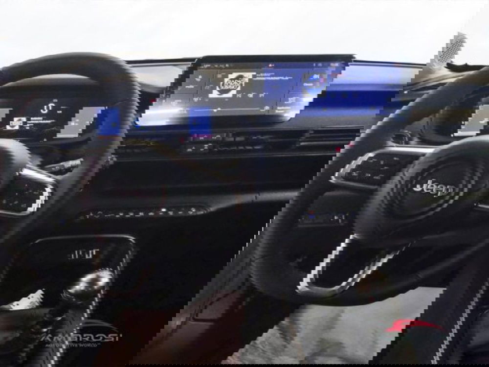 Jeep Avenger nuova a Perugia (15)