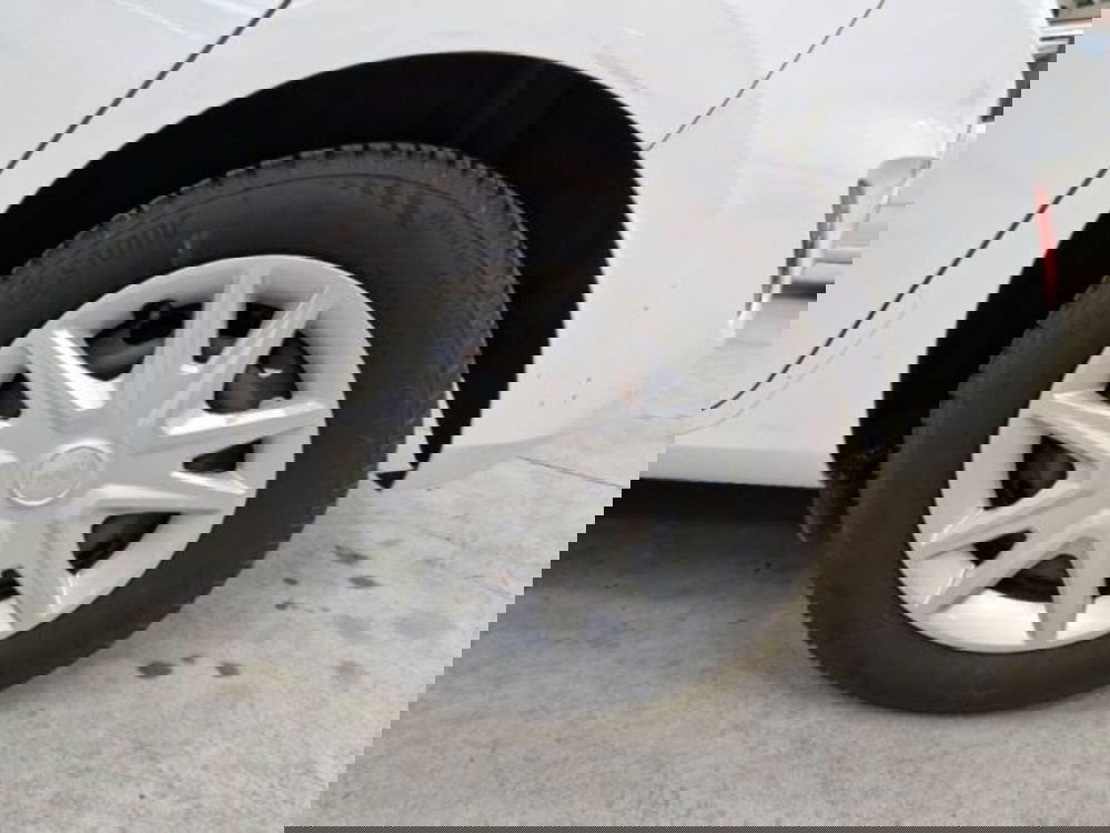 Ford Fiesta usata a Catania (9)