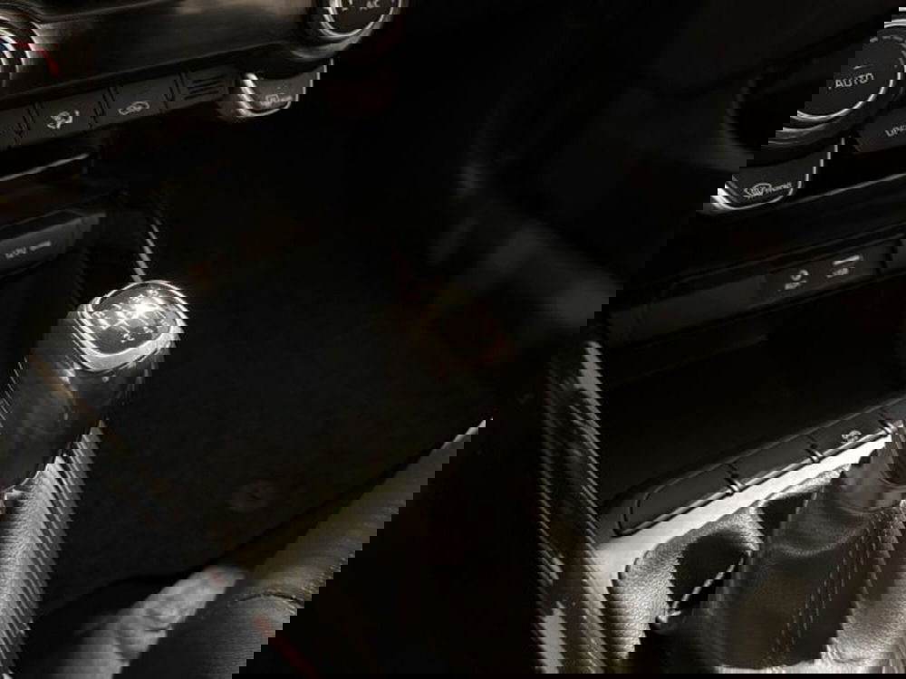 Kia Stonic usata a Catania (8)