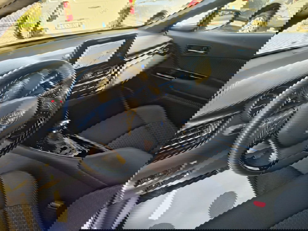 Toyota Toyota C-HR usata a Firenze (7)